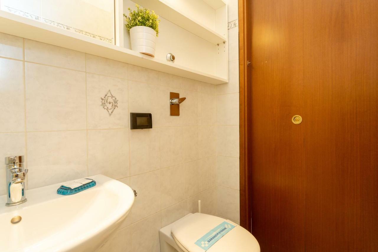 The Best Rent - Cozy Studio Apartment In Milan Downtown Exteriör bild