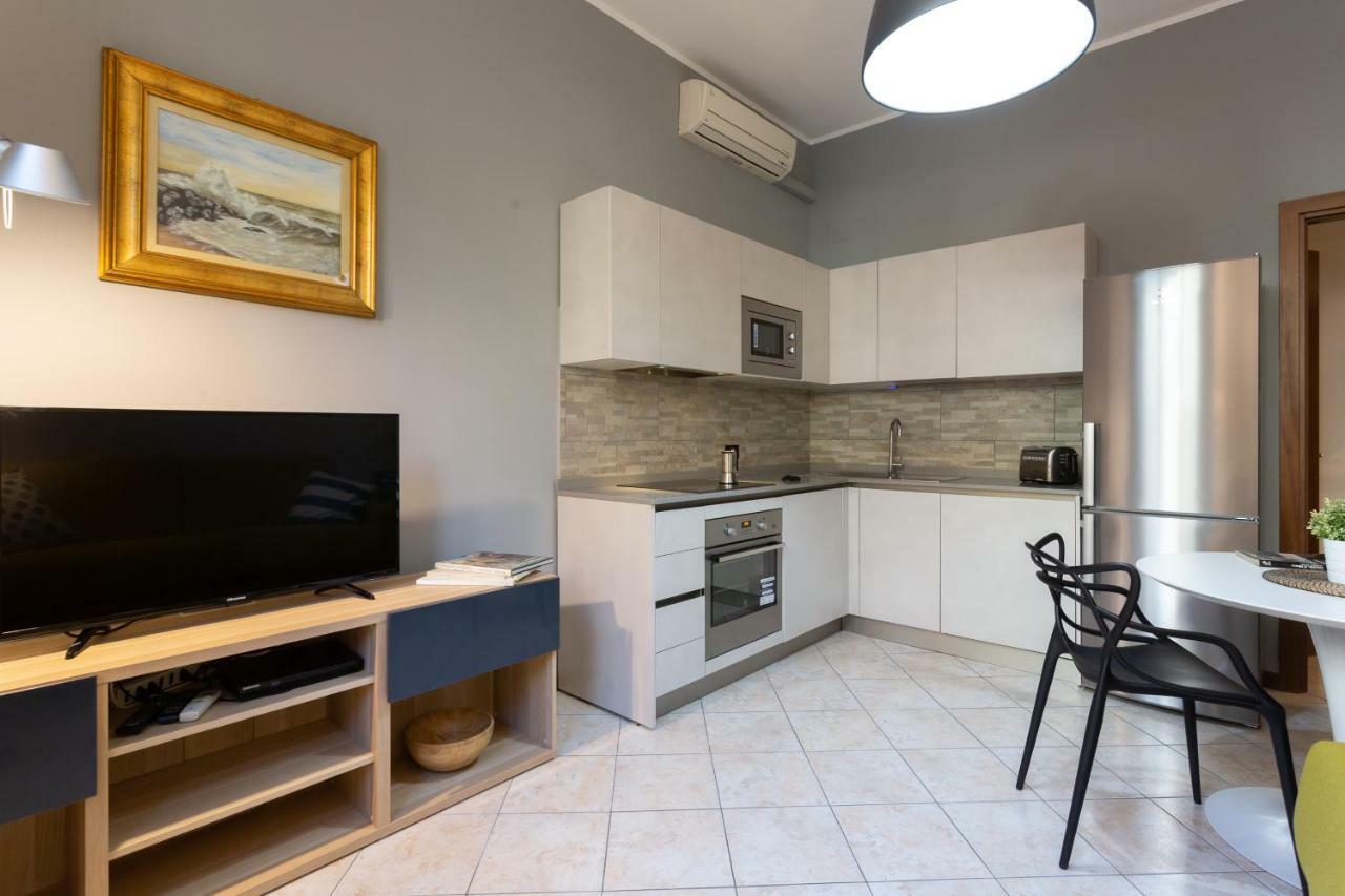 The Best Rent - Cozy Studio Apartment In Milan Downtown Exteriör bild