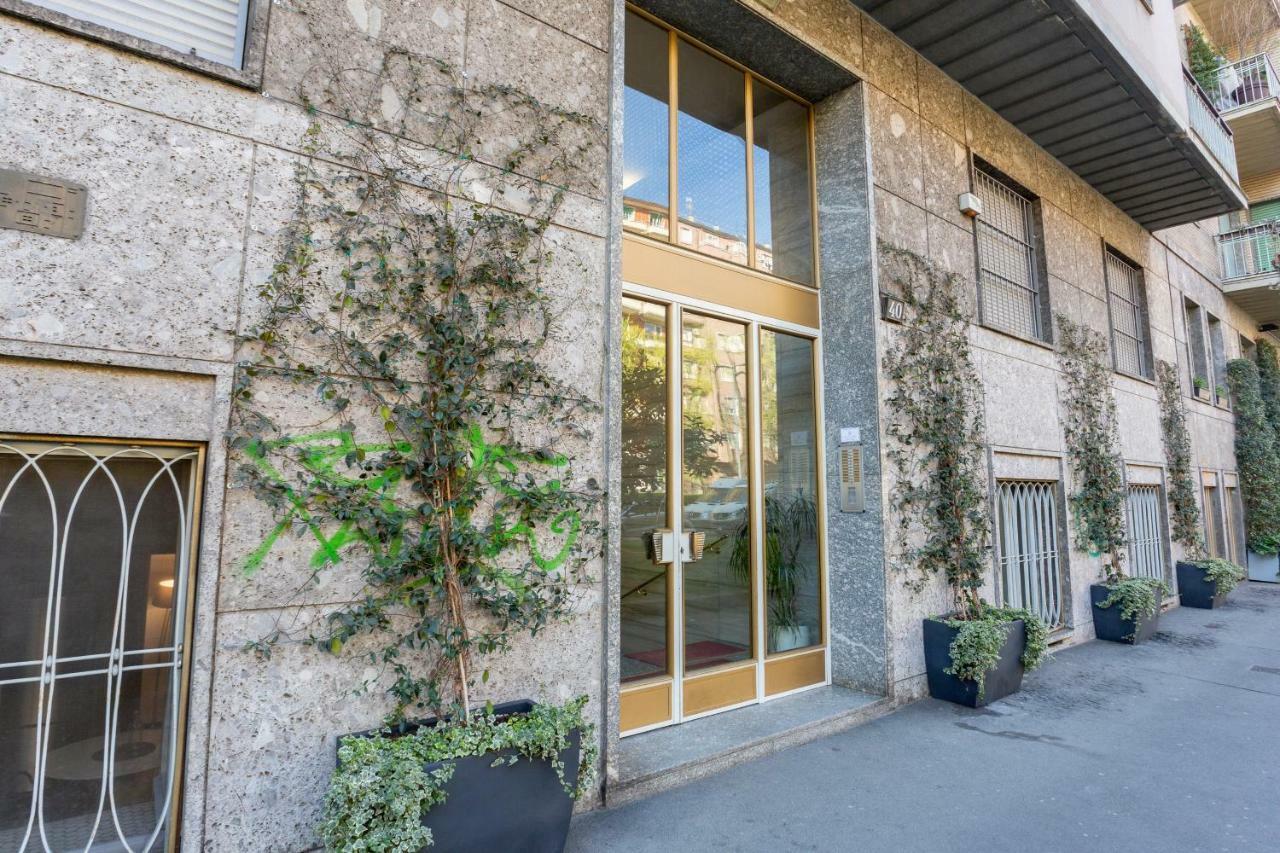 The Best Rent - Cozy Studio Apartment In Milan Downtown Exteriör bild